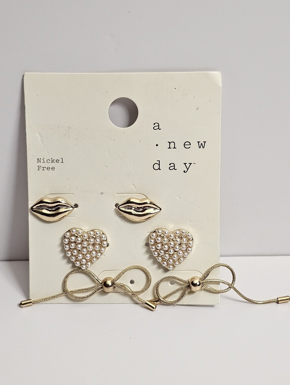 A New Day Womens Jewelry 3 pair Earring earrings set Studs heart bow lips NEW